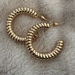 spiral gold hoops